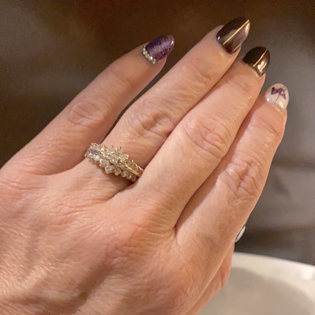 Diamond Ring From Helzberg 800$
